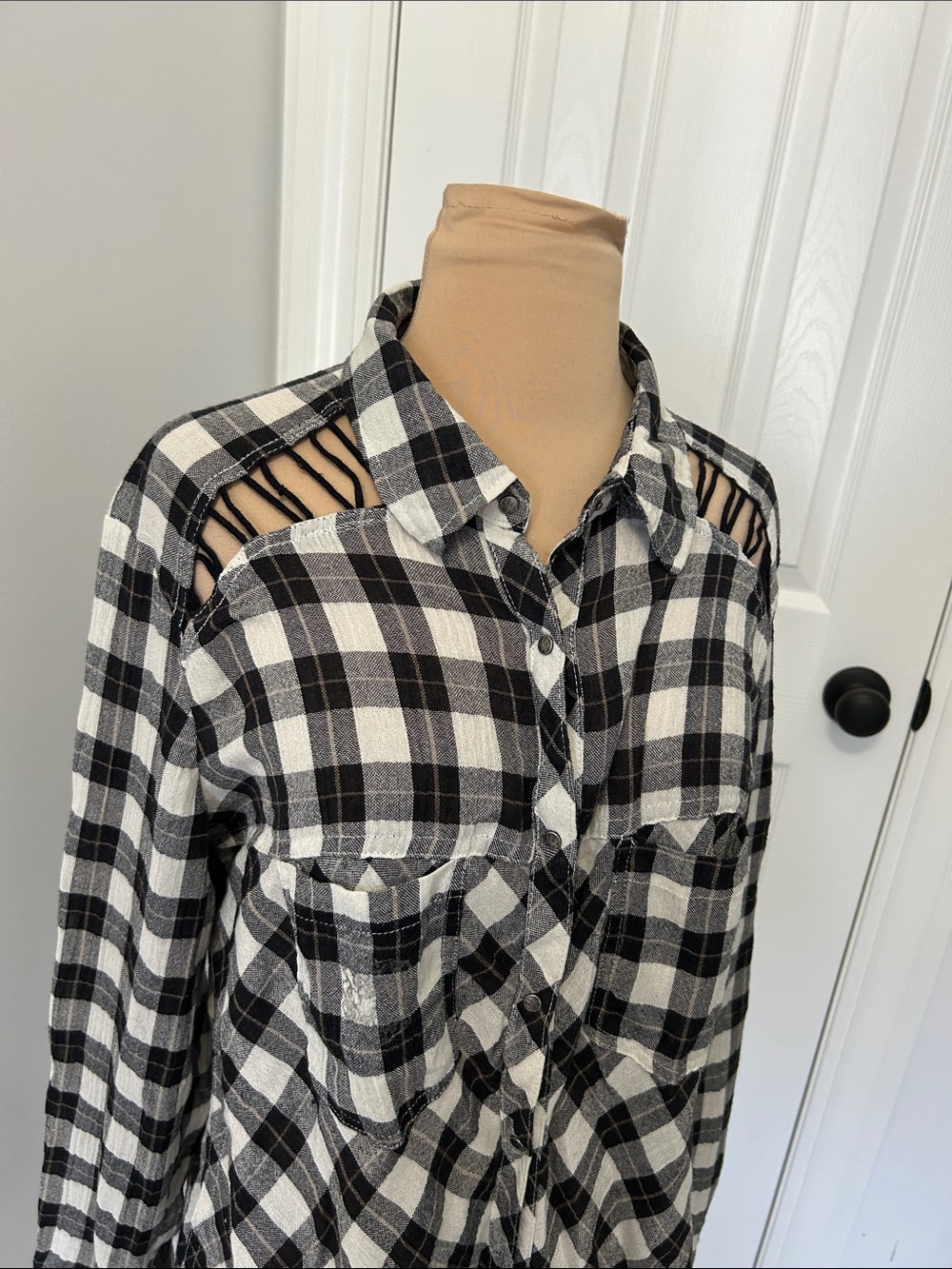 Free People Plaid Lace Up Shoulder Snap Up Shirt - Picture 4 of 8